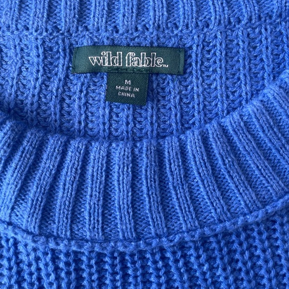 Wild Fable Cropped Blue Crew Neck Sweater - Picture 2 of 6